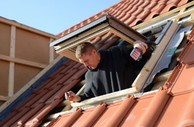 Pose de fenêtres de toit Velux à Serville